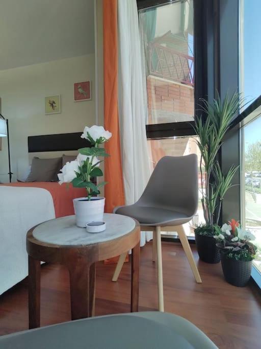 Madrid Alcotour Apto Trabajo Y Relax Alcobendas Eksteriør billede