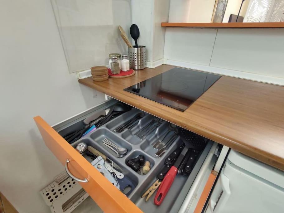 Madrid Alcotour Apto Trabajo Y Relax Alcobendas Eksteriør billede