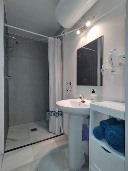 Madrid Alcotour Apto Trabajo Y Relax Alcobendas Eksteriør billede